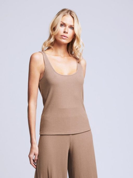 Modawardrobe.shop106ed01bd7 1