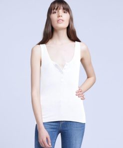 Modawardrobe.shopf63a2193f5 1