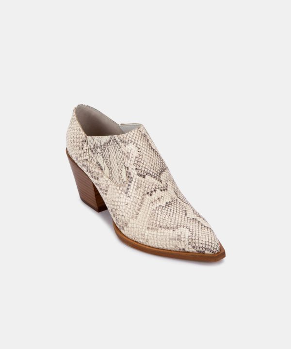 Modawardrobe.shop04efd35069 3