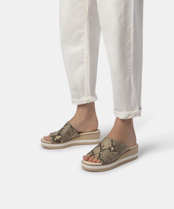 Modawardrobe.shop170104bf0c 2