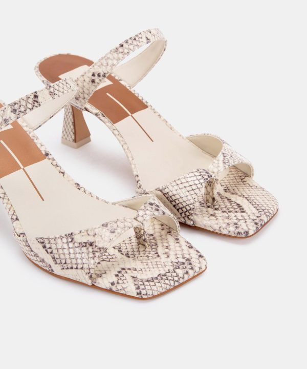 Modawardrobe.shop500fa42852 3