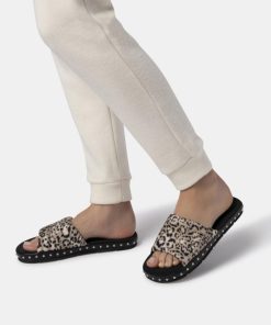 Modawardrobe.shop8244c269e3 2